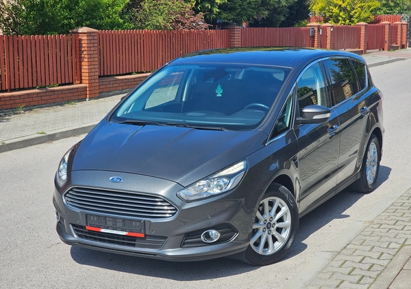 Ford S-Max cena 58400 przebieg: 221000, rok produkcji 2016 z Recz małe 781